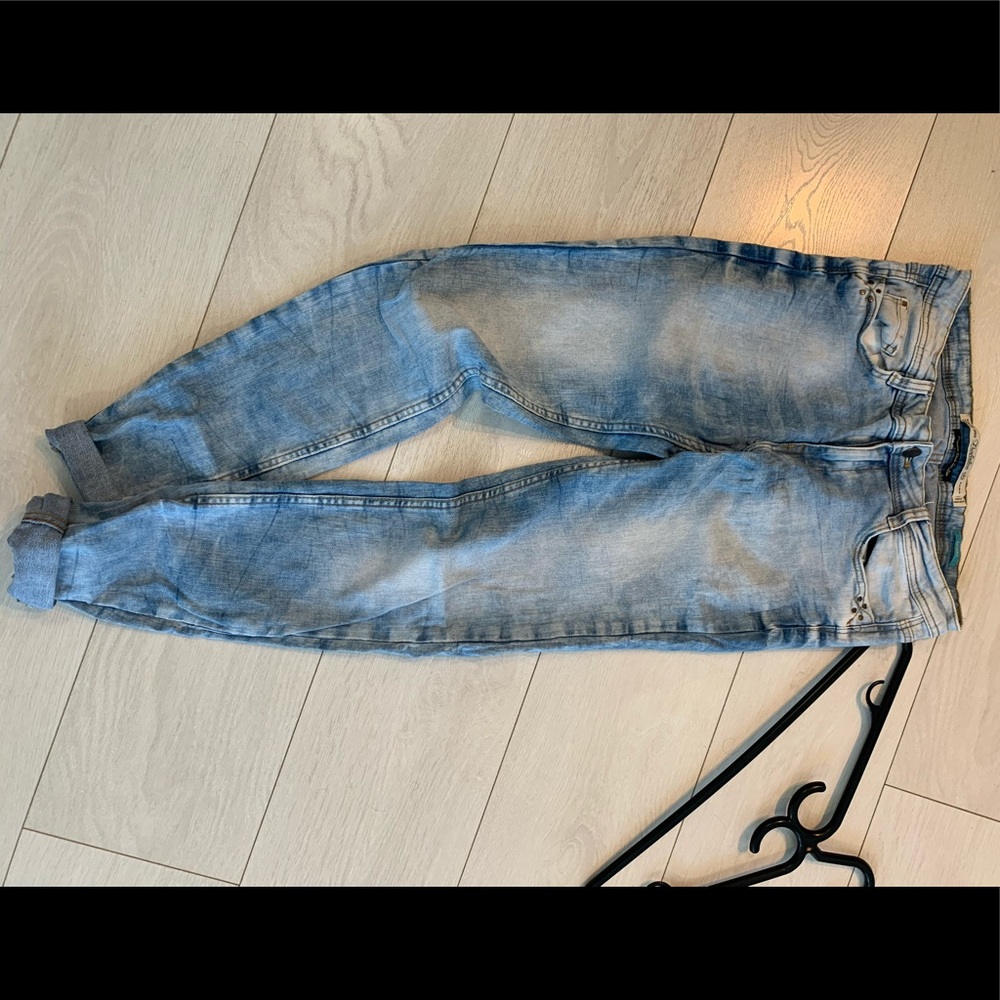 Zara jeans